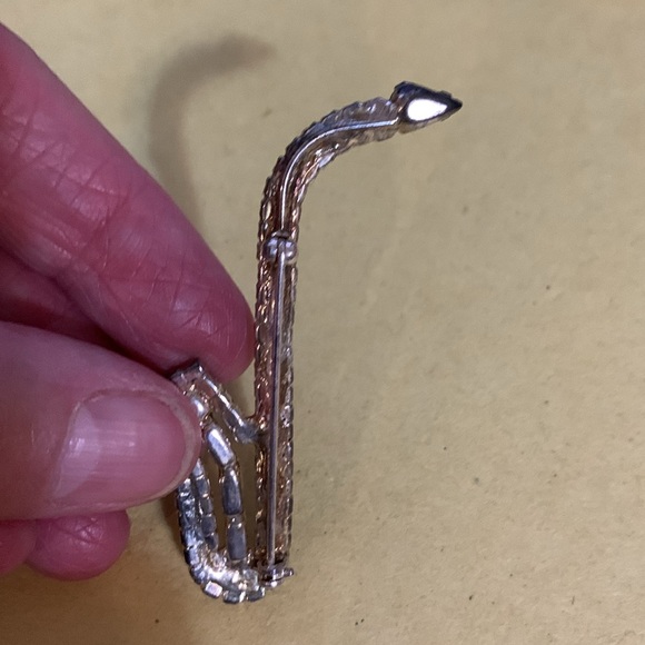 Sparkly brooch* - Picture 4 of 4